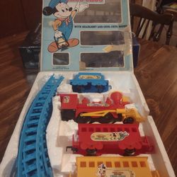 Selling my Mickey Mouse Western Choo Choo Battery Operated