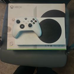 Xbox Series S With original Box And Controller And The cables