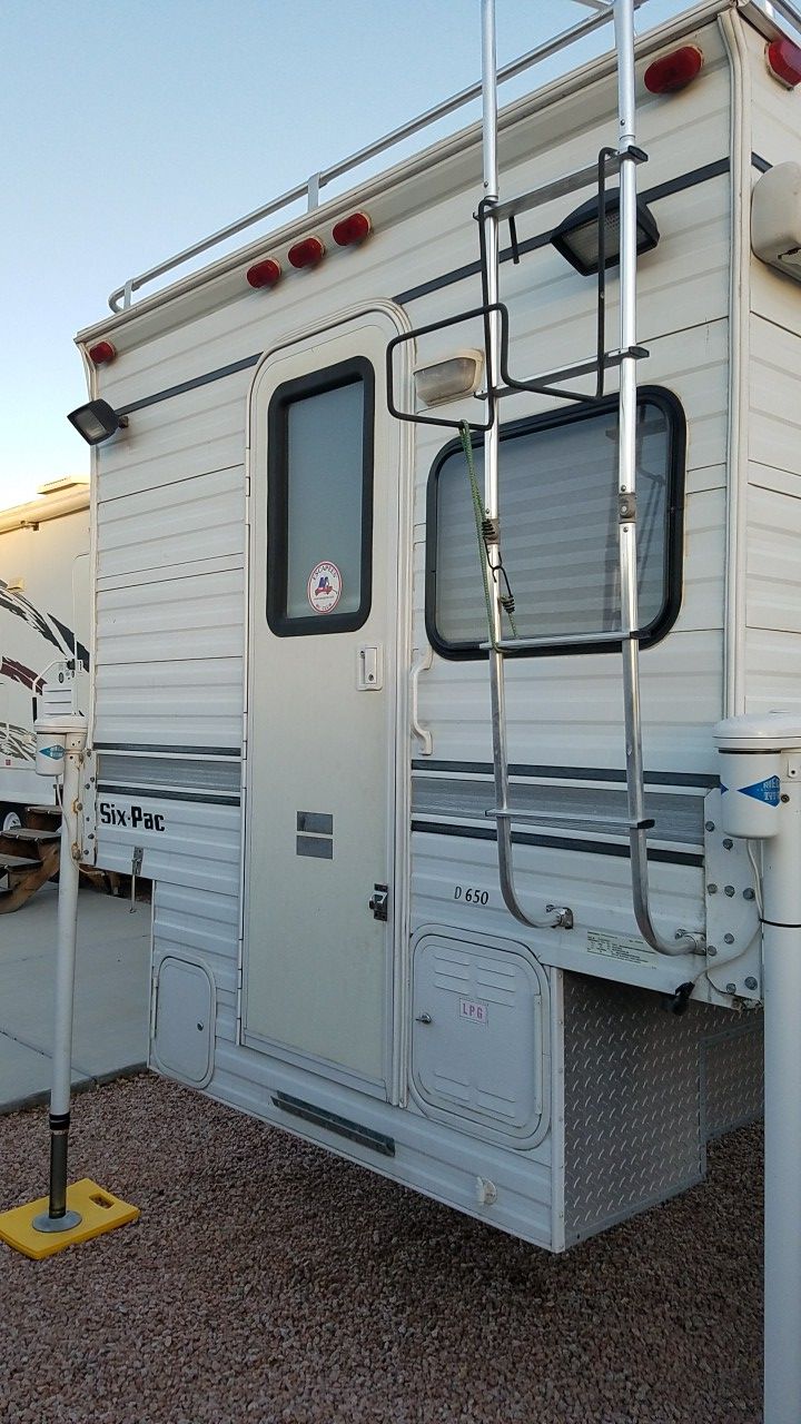 SixPac Delux 650 cabover camper for Sale in Mesa, AZ OfferUp