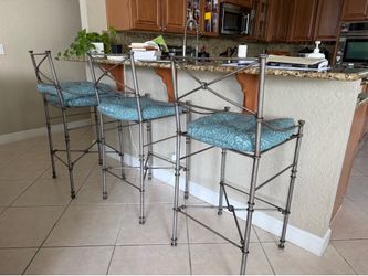 3 Barstools