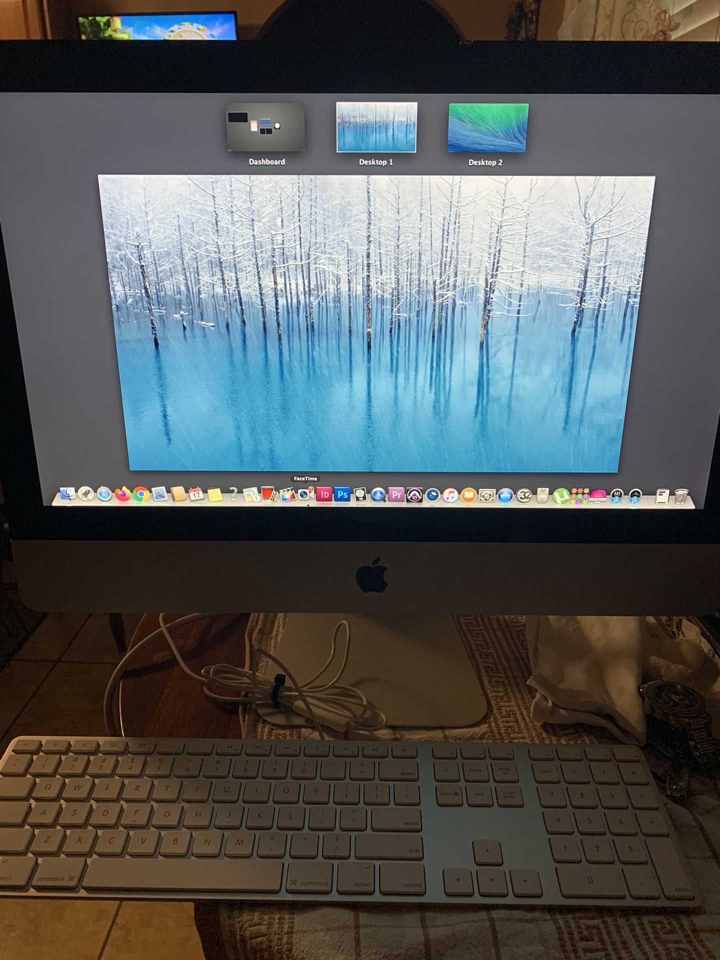iMac 21.5-inch Mid 2011 w/ Pro Tools 10 Software 