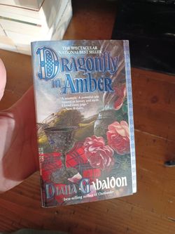 Diana glabadon novel rare VTG paperback 'Dragonfly in amber'