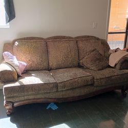 Couch n single seat couch as well
