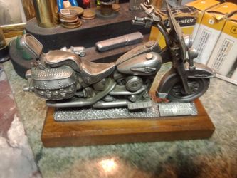 1993 Harley Davidson FLSTC heritage soft tail classic fine pewter replica Limited edition.