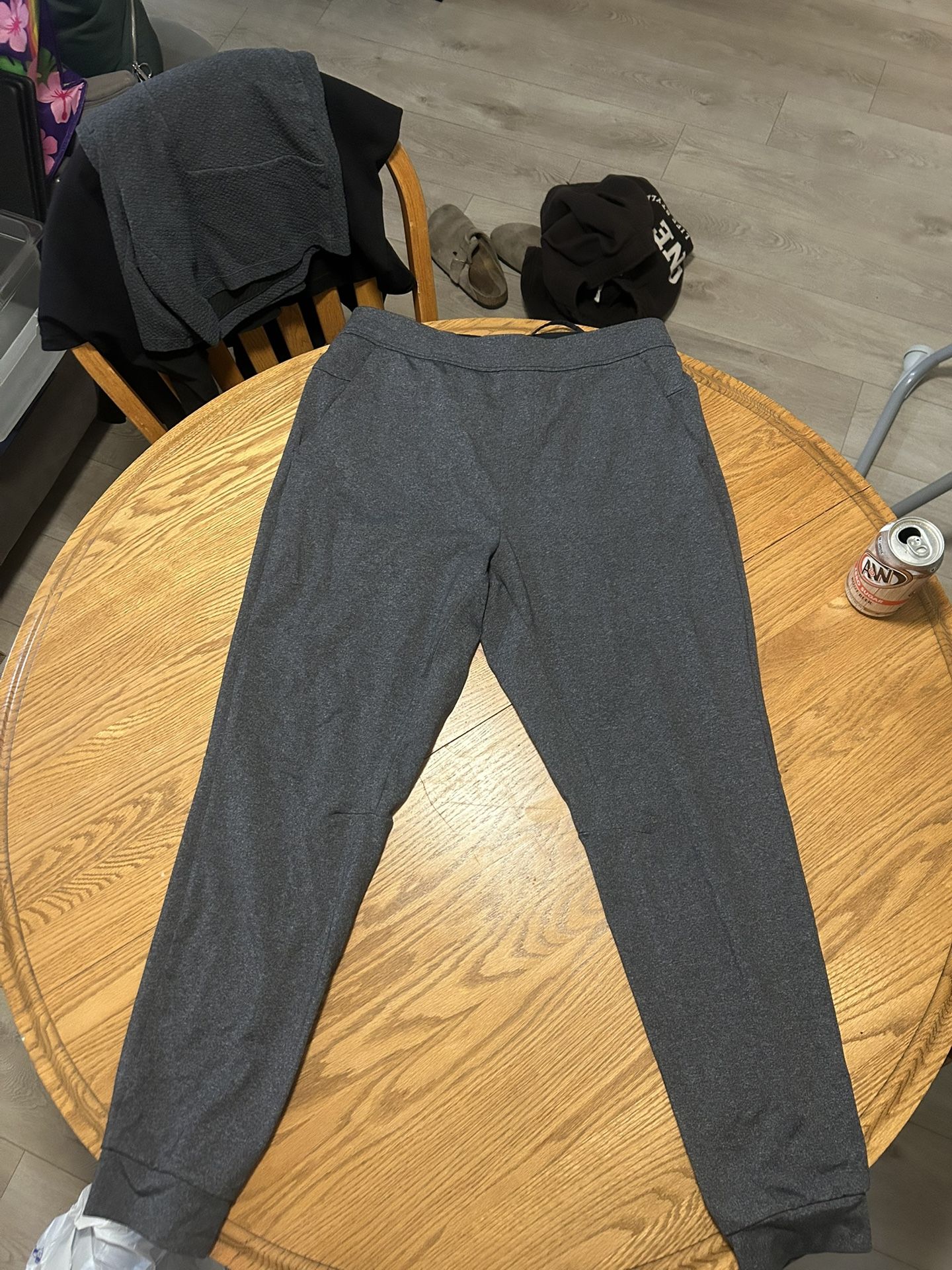 Lululemon Grey Sweats / joggers Size L