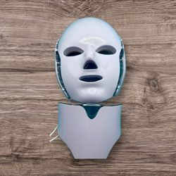 LED Light Therapy Face Mask w/ Controller – Facial Skincare Device