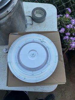 Round LED Ceiling Light Fixture