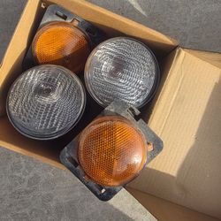 Jeep Wrangler  2007-2018 Front Turn Signal