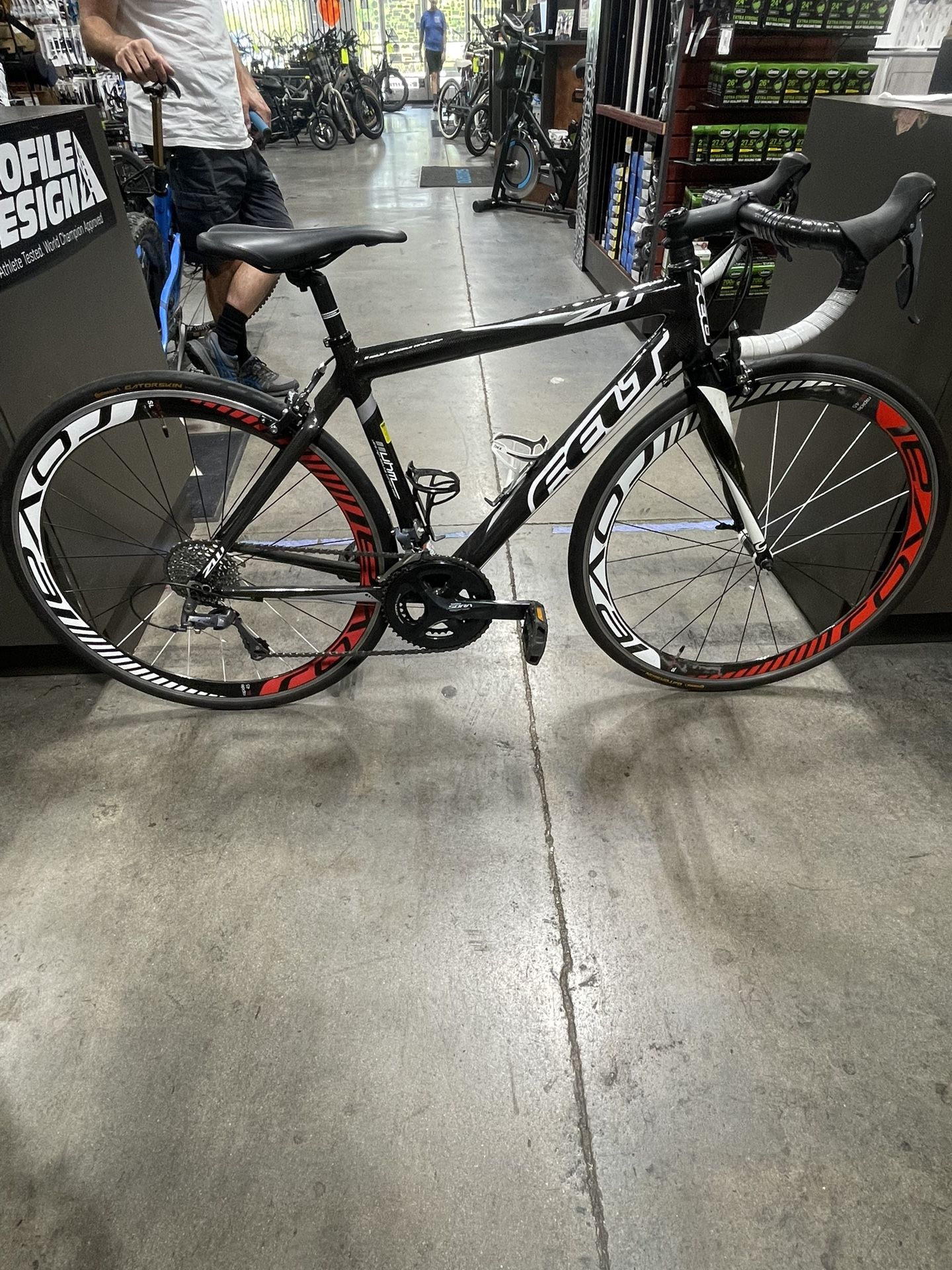 Felt ZW fit 47cm Road Bike