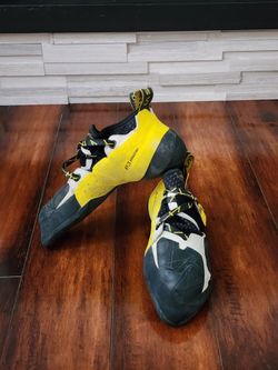 La Sportiva Solution Climbing Shoes Men's US 11 Yellow White Black