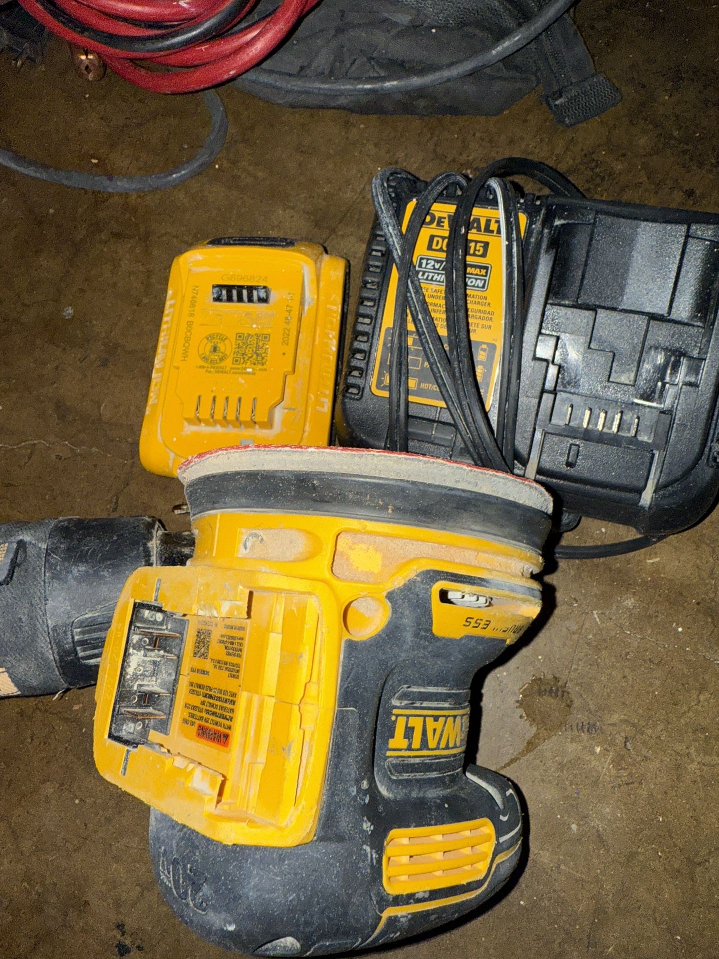 Dewalt  Palm Sander