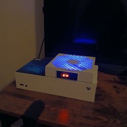Xbox S console