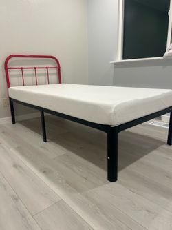 XL Twin bed like new