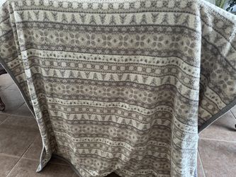 Gray & White Sherpa Blanket