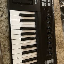 Komplete Kontrol S25