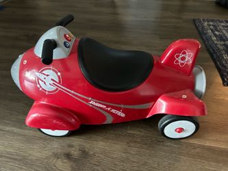 Radio Flyer Retro Rocket