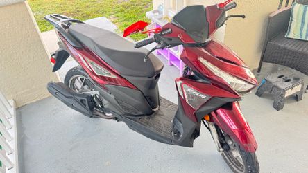 150 cc Scooter