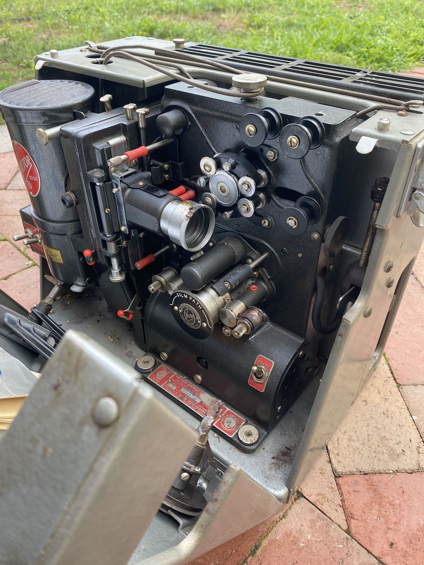 Victor 16mm Projector