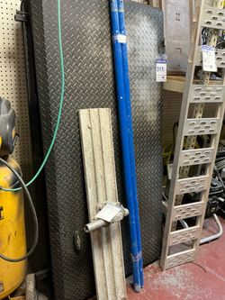 Concrete float
