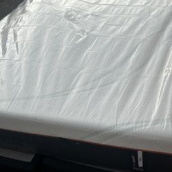 Tempur Pedic Luxe Adapt / King Size 