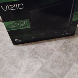 Used 32" Tv