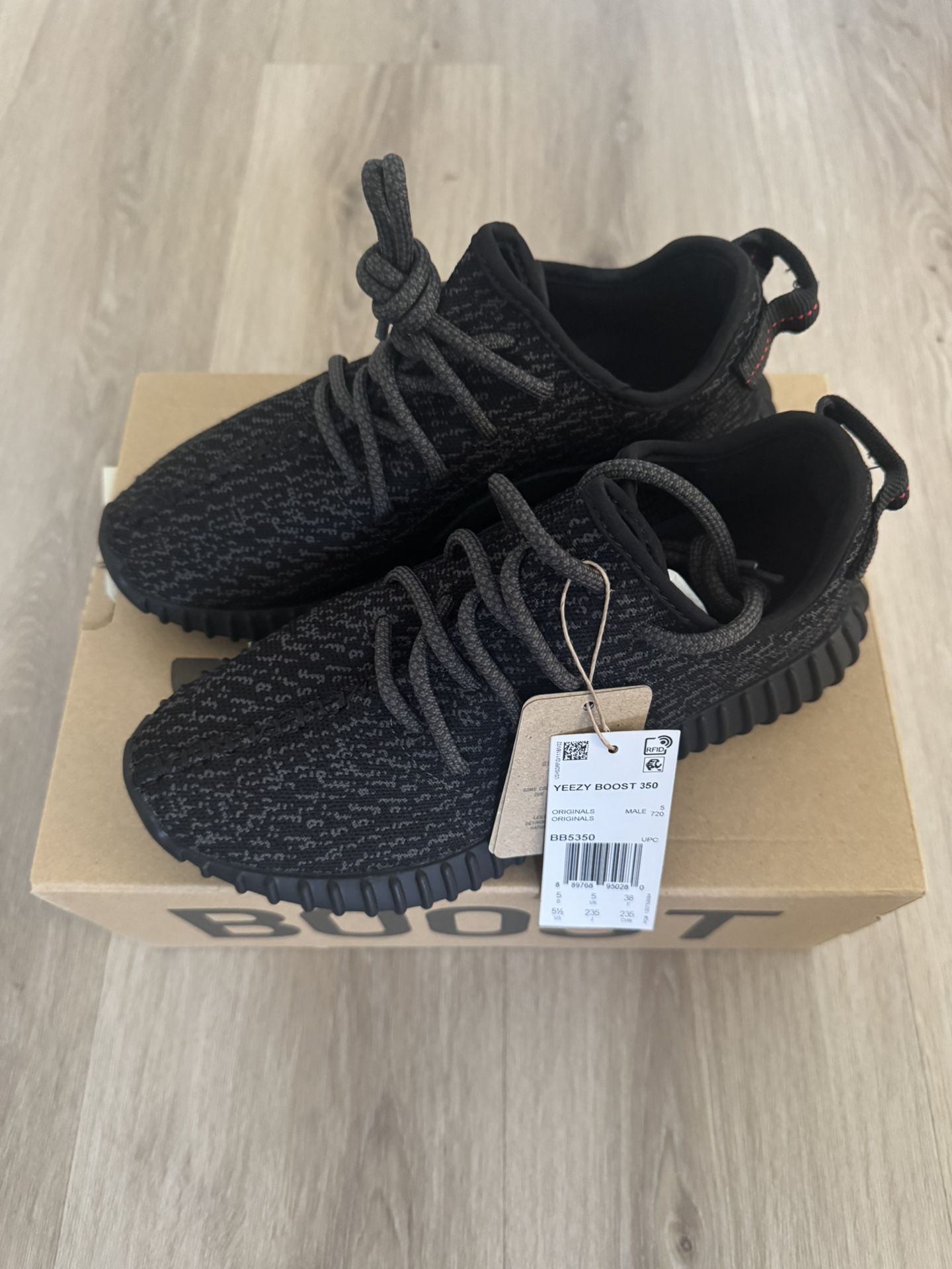 Adidas Yeezy 350 Pirate Black 5.5