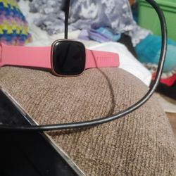 Fitbit Versa 4