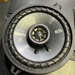Single kicker esc5 4 ohm 5.25” speaker (1519)