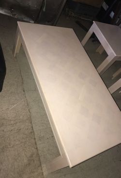 Coffee table w/ 2 end tables