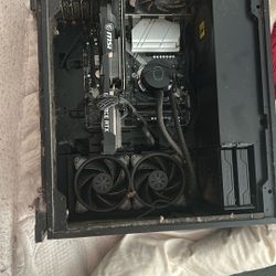 Selling Gaming Pc ASAP