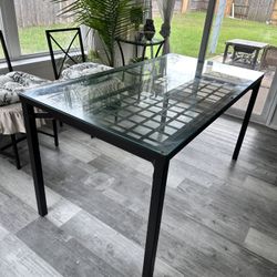 Table - Breakfast Nook 