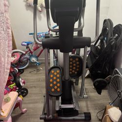 Elliptical Machine/ Maquina Eliptica 