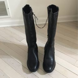 Winter Boot 71/2 Size