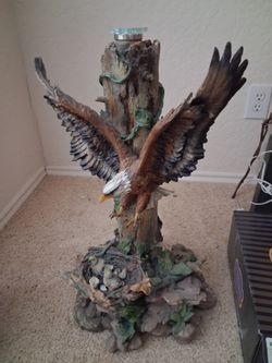 American eagle statue