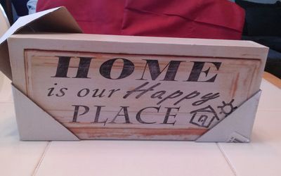 WOODEN PLAQUE NEW