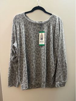 NWT XL leopard sweater