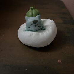 Pokémon Sleeping Bulbasaur Figure