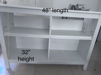 Shelf/console
