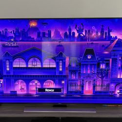 Samsung 65” 4K Ultra HD Smart TV – Great Condition (Includes Remote)