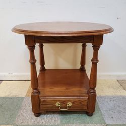 Vintage Round Oak End Table With Drawer By Harden Furniture