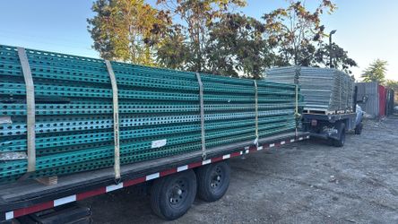 Pallet racks in sale