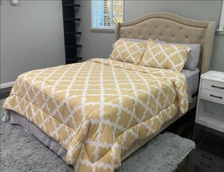 Elegant full/queen bed frames