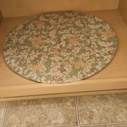 Lazy Susan organizer