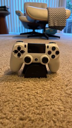 White PS4 Controller Clock