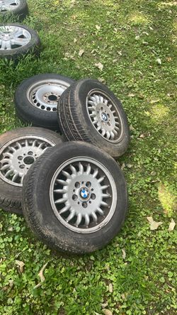 BMW 3 Series Classic Rims and Tires