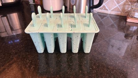 Silicone Popsicle Mold