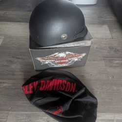 Harley-Davidson helmet size small,  bag and box included