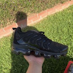 Nike Air Vapor Max Plus Size 10 M