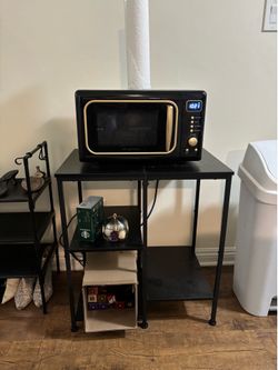 Kitchen storage / bar cart