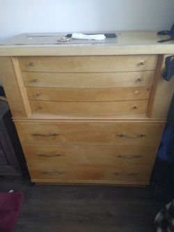 Chester dresser